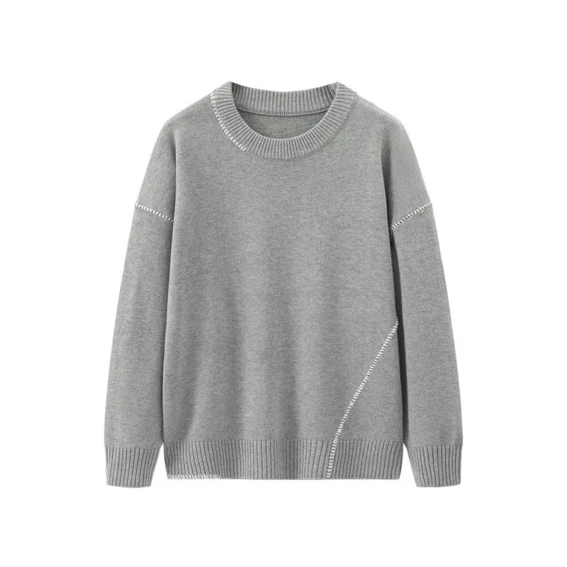 suéter masculino, suéter masculino com costura decorativa, suéter de tricô masculino, suéter moderno masculino, suéter masculino estiloso, suéter básico com detalhe, suéter casual masculino, suéter masculino com costura aparente, suéter masculino gola careca, suéter leve masculino, suéter masculino para meia estação, suéter confortável masculino, suéter masculino diferenciado, suéter masculino com acabamento premium, roupa masculina de frio, suéter masculino para trabalho, suéter masculino elegante, suéter